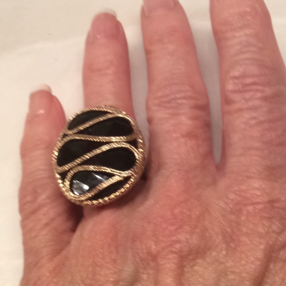 Black onyx ring
